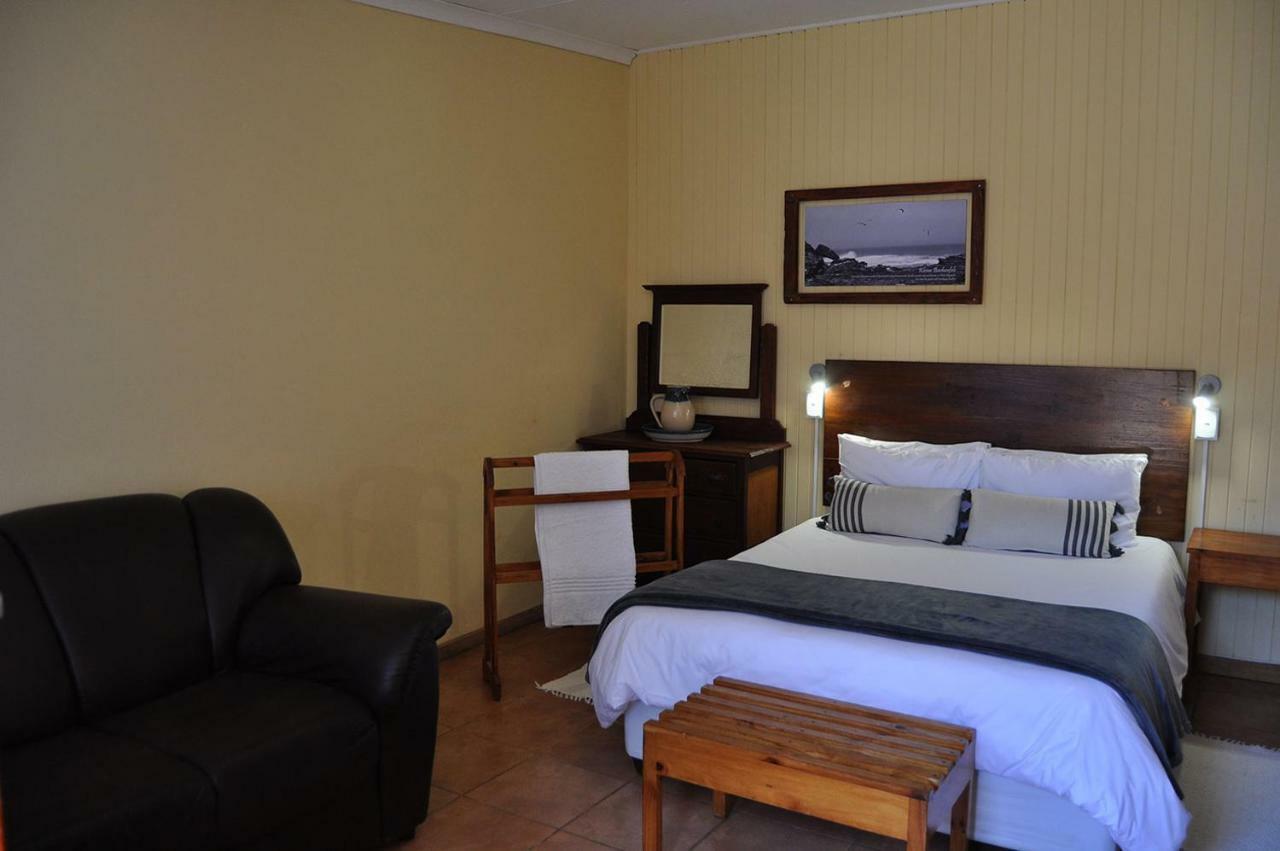 Obelix Guesthouse Lüderitz Екстериор снимка